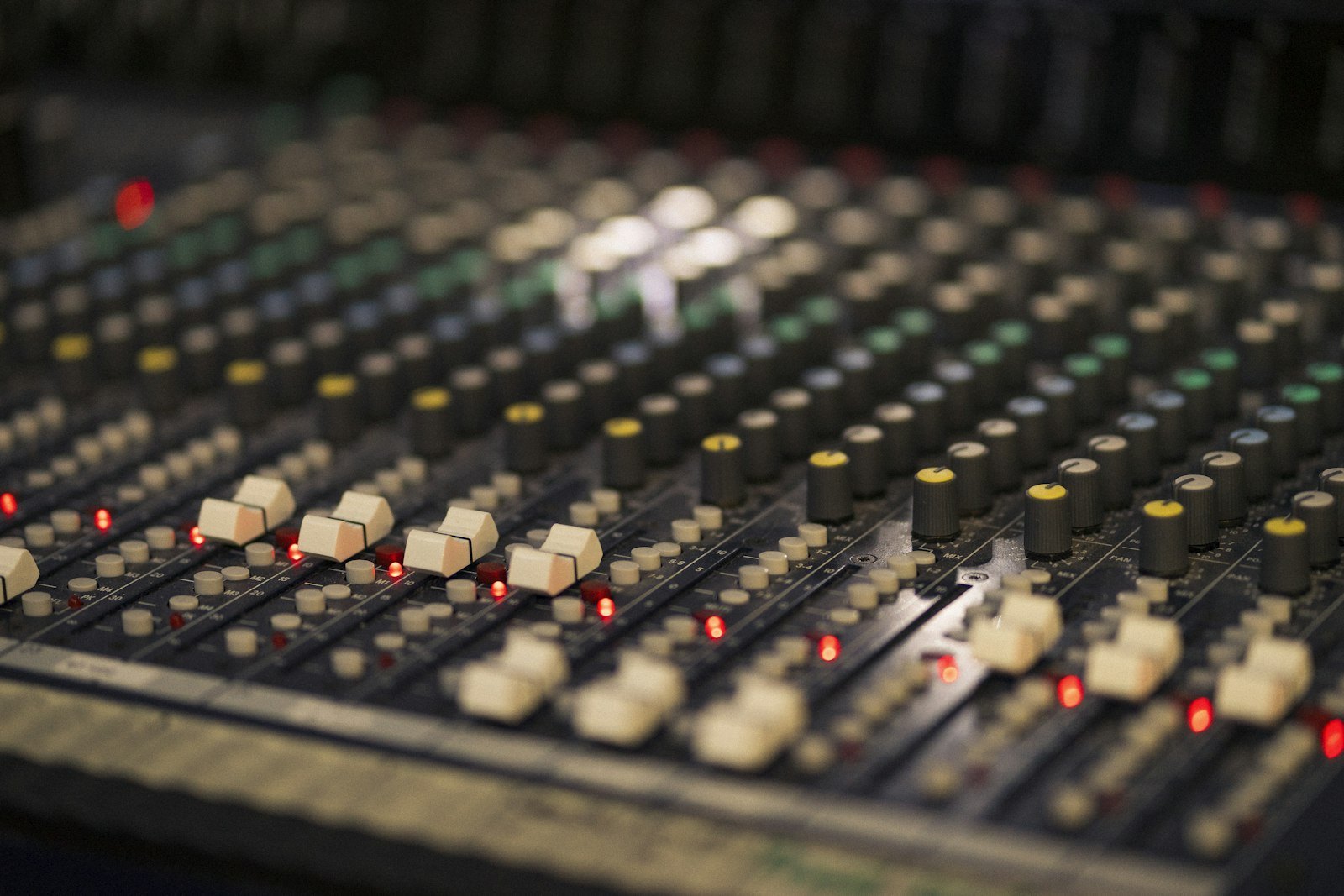 The Serban Ghenea Sound: Why the Biggest Pop Mixes Feel Effortless